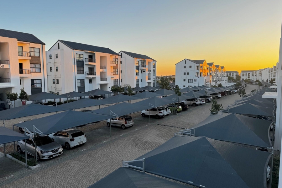 1 Bedroom Property for Sale in Sandown Western Cape
